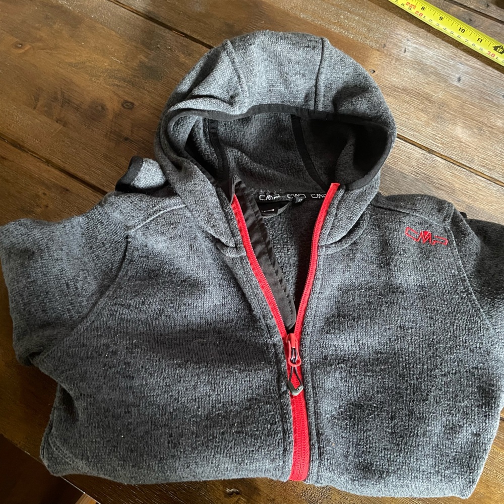 European outdoor brand CMP unisex kids hoody in gray with red zippers